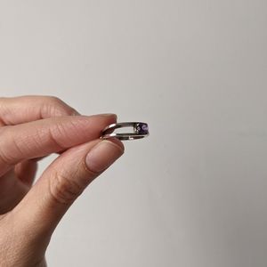 Beautiful 925 silver amethyst ring size 5